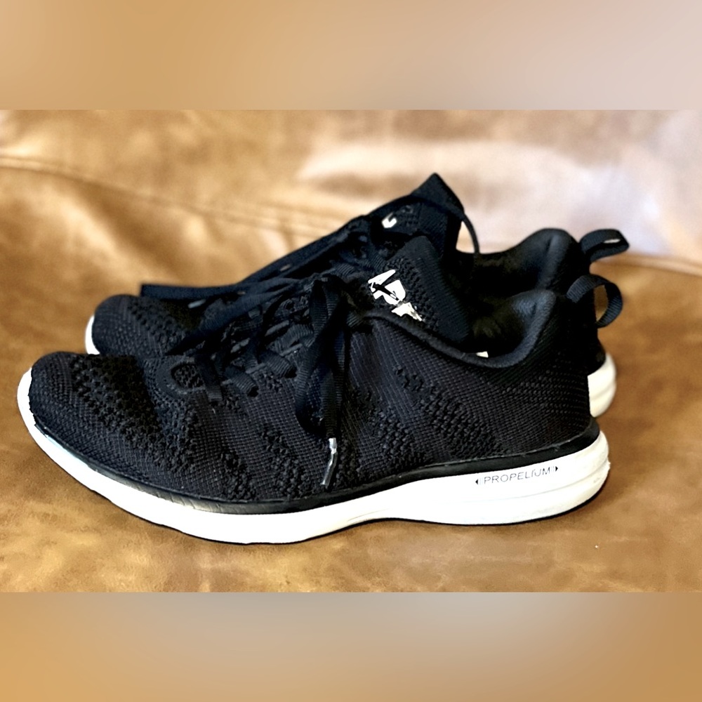APL Athletic Propulsion Lab TechLoom Pro Mesh Black Lace Up Running Shoes size 8